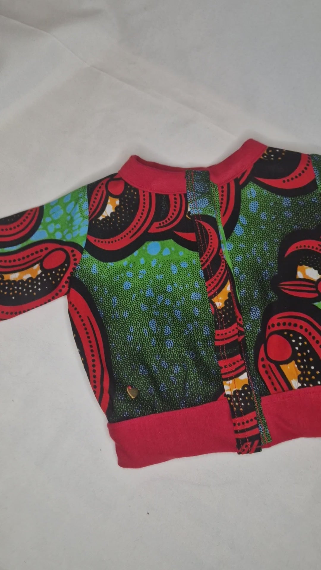African waxprint Baby tracksuit (559kr)