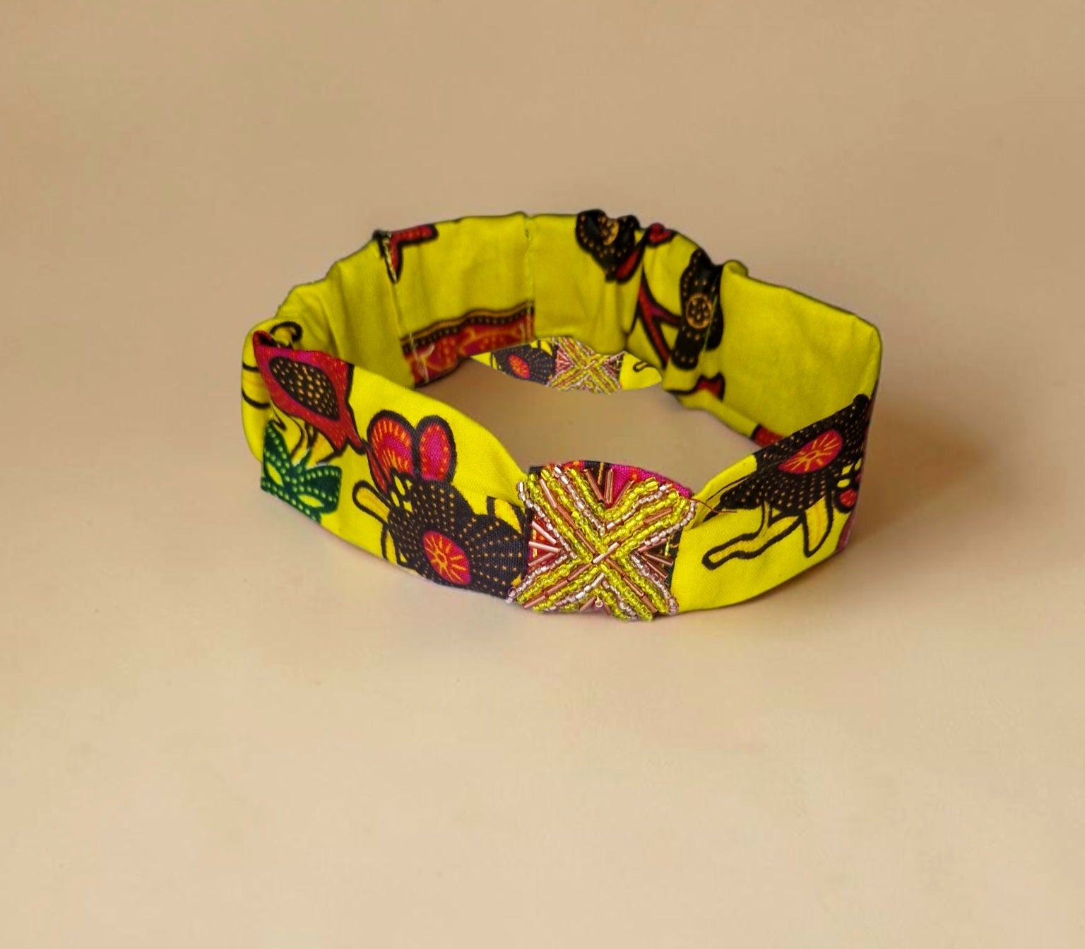 African waxprint baby dress and headband/ Size 12-18 months(499 kr)