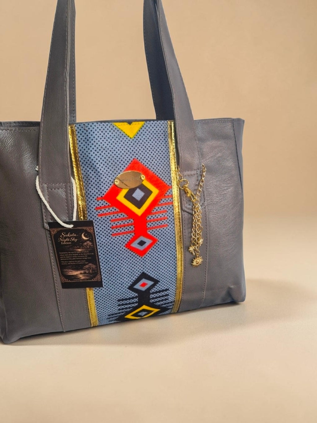 African waxprint/Vegan Leather  Shopper Bag (995 kr)