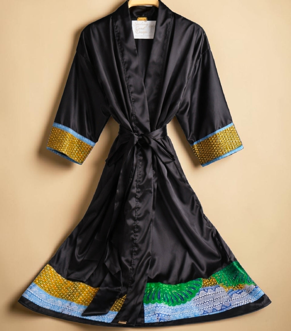 African Waxprint/Black Satin Robe(699 kr)