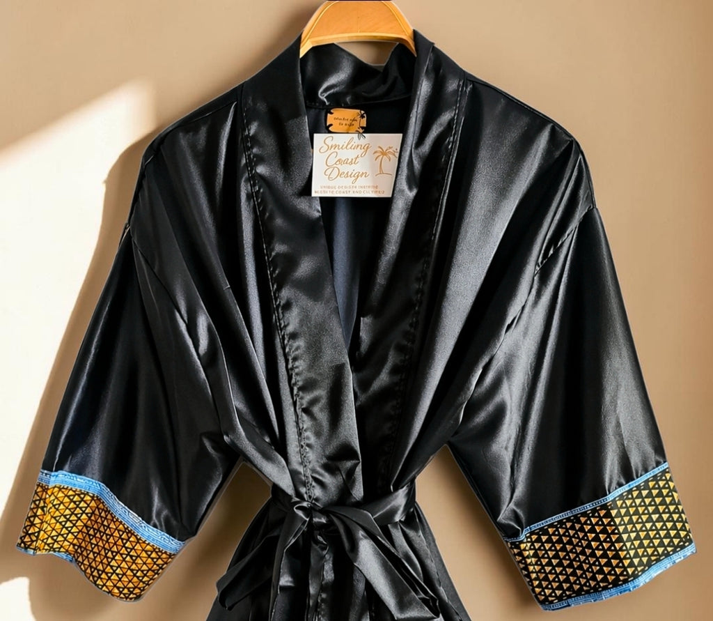 African Waxprint/Black Satin Robe(699 kr)