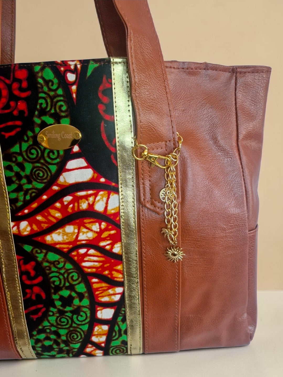 African Waxprint/Vegan Leather Shopper bag (1295 kr)