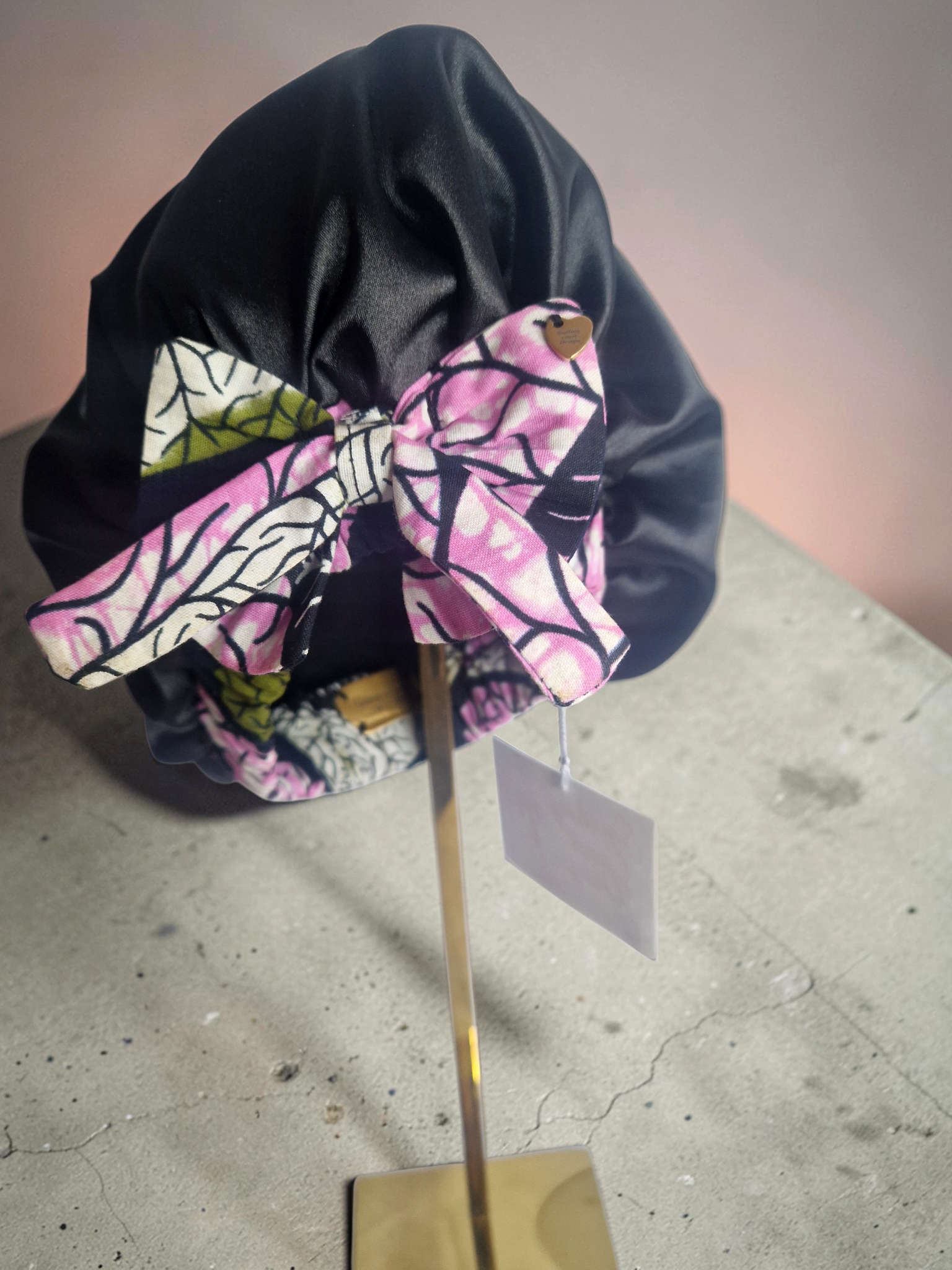 African Waxprint / Satin Bonnet (229kr)