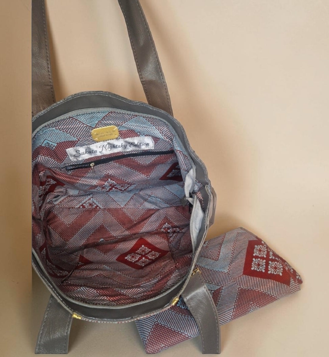 African waxprint/Vegan Leather -Shopper bag (995 kr)