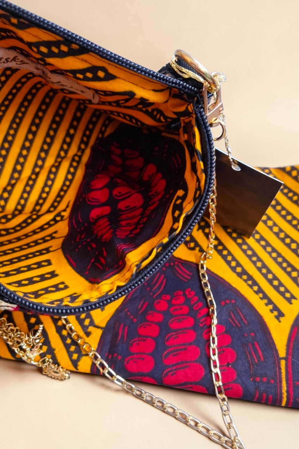 African waxprint & Croco Crossbody Bag (695kr)