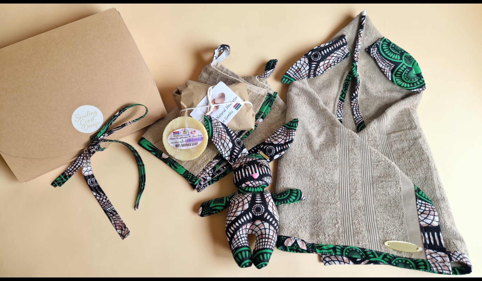 Luxury African Baby Gift Box | Bathrobe, Bunny Toy, Baobab Soap, Shea Butter(1295 kr)