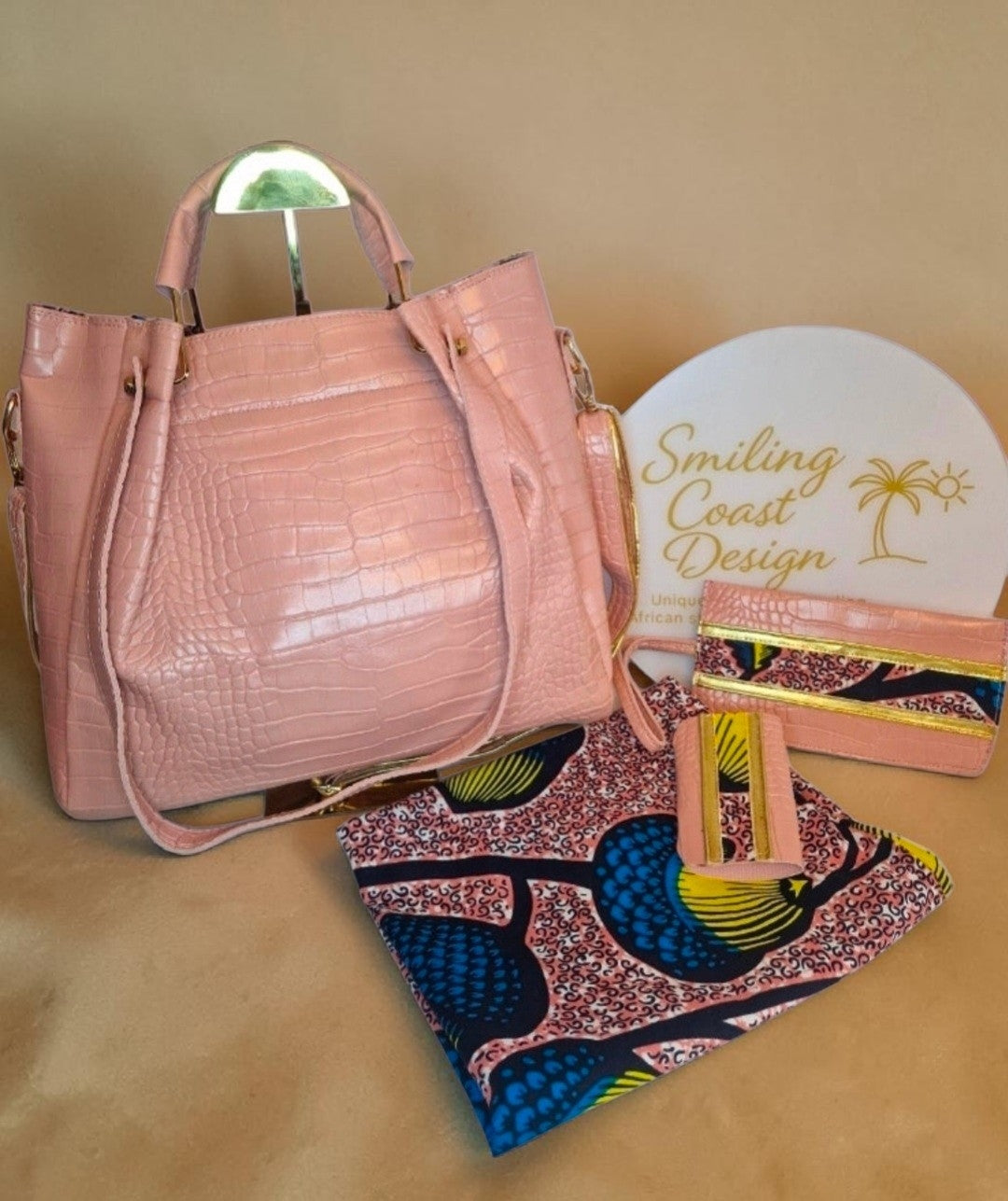 African Wax Print/ Vegan leather Handbag Set (1095 kr)