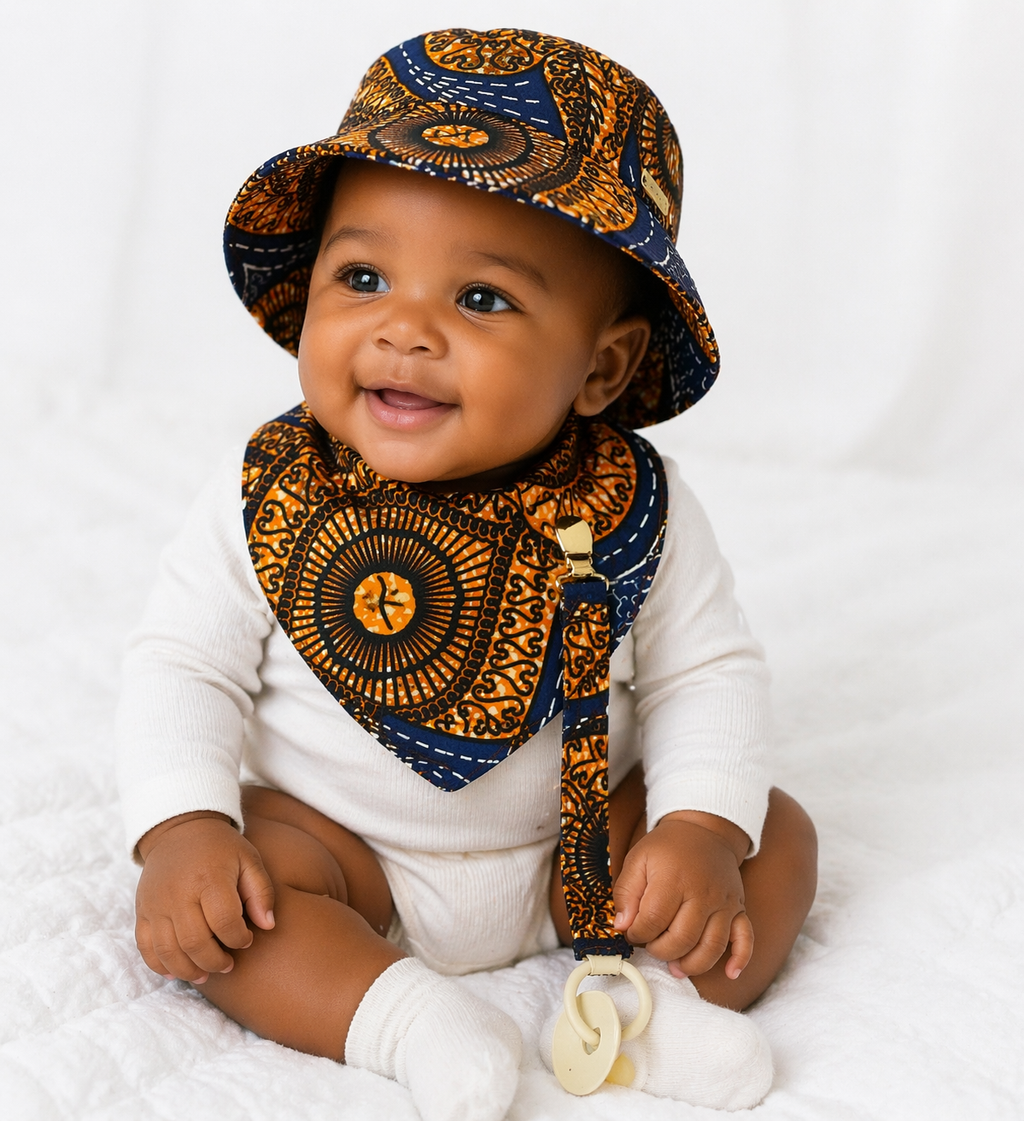 African Wax Print Baby set –  Sun Hat, Bib & Pacifier Clip(499 kr)