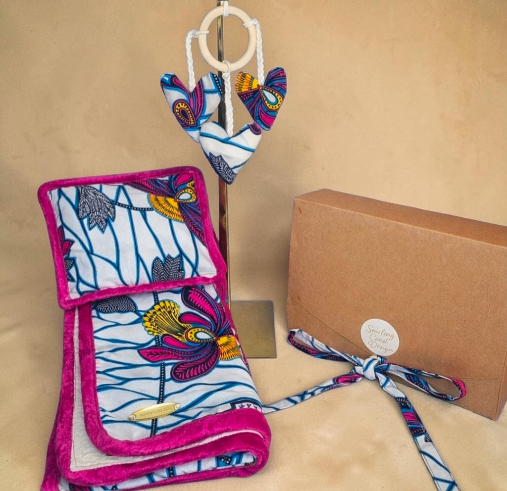 African waxprint/Baby Stroller Set (995 kr)
