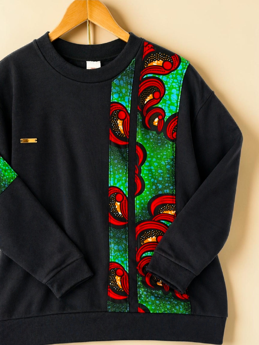 African Waxprint Sweatshirt Size S (895 kr)