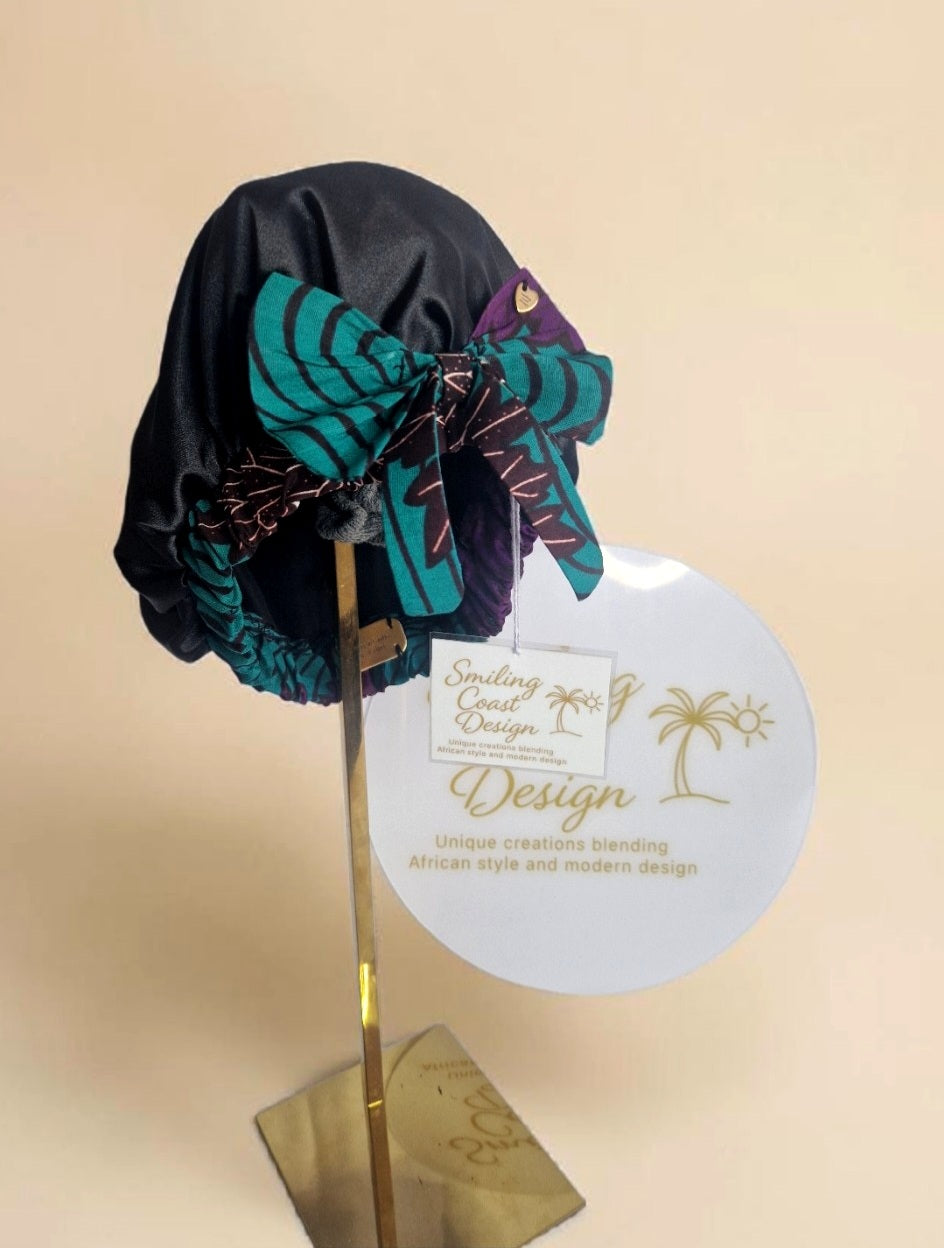African Waxprint / Satin Bonnet (229kr)