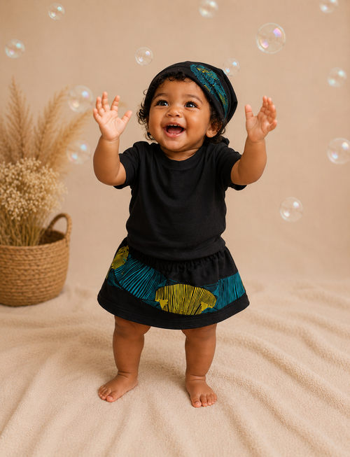 African Wax Print/ Baby Skirt & Hat Set (349 kr)