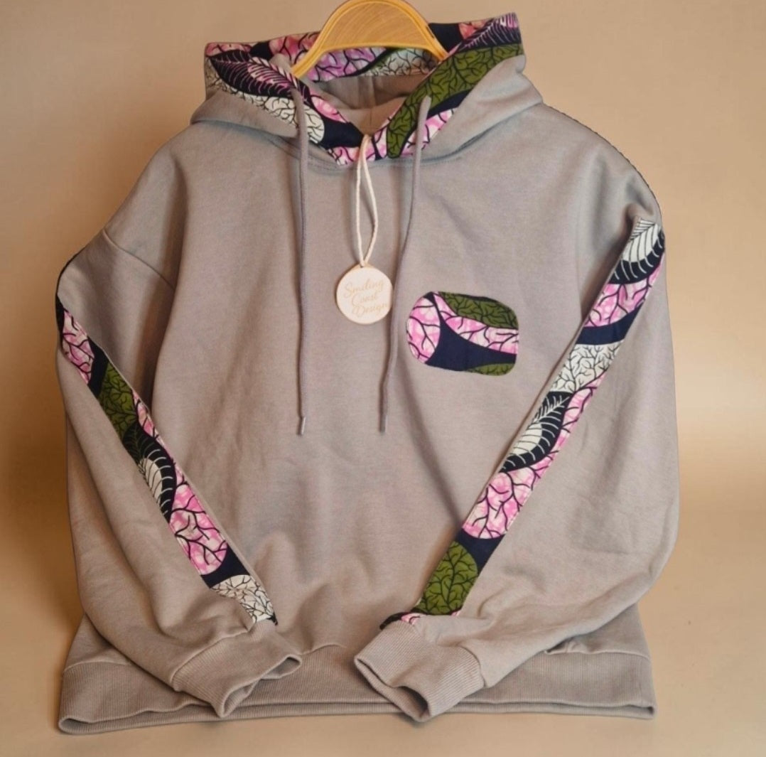 African Waxprint Hoodie Size XS (799 kr)