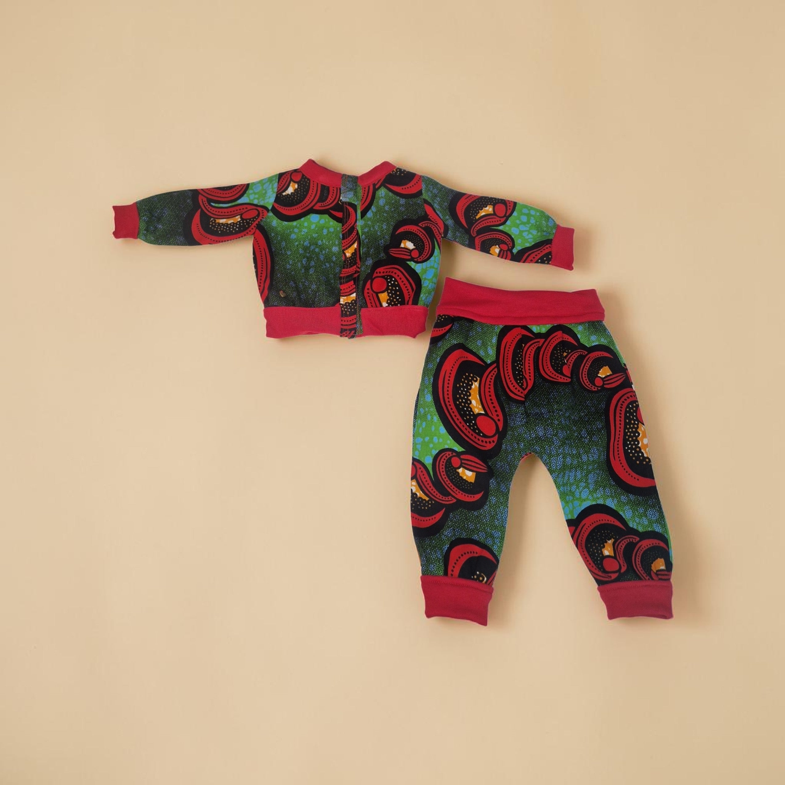 African waxprint Baby tracksuit (559kr)