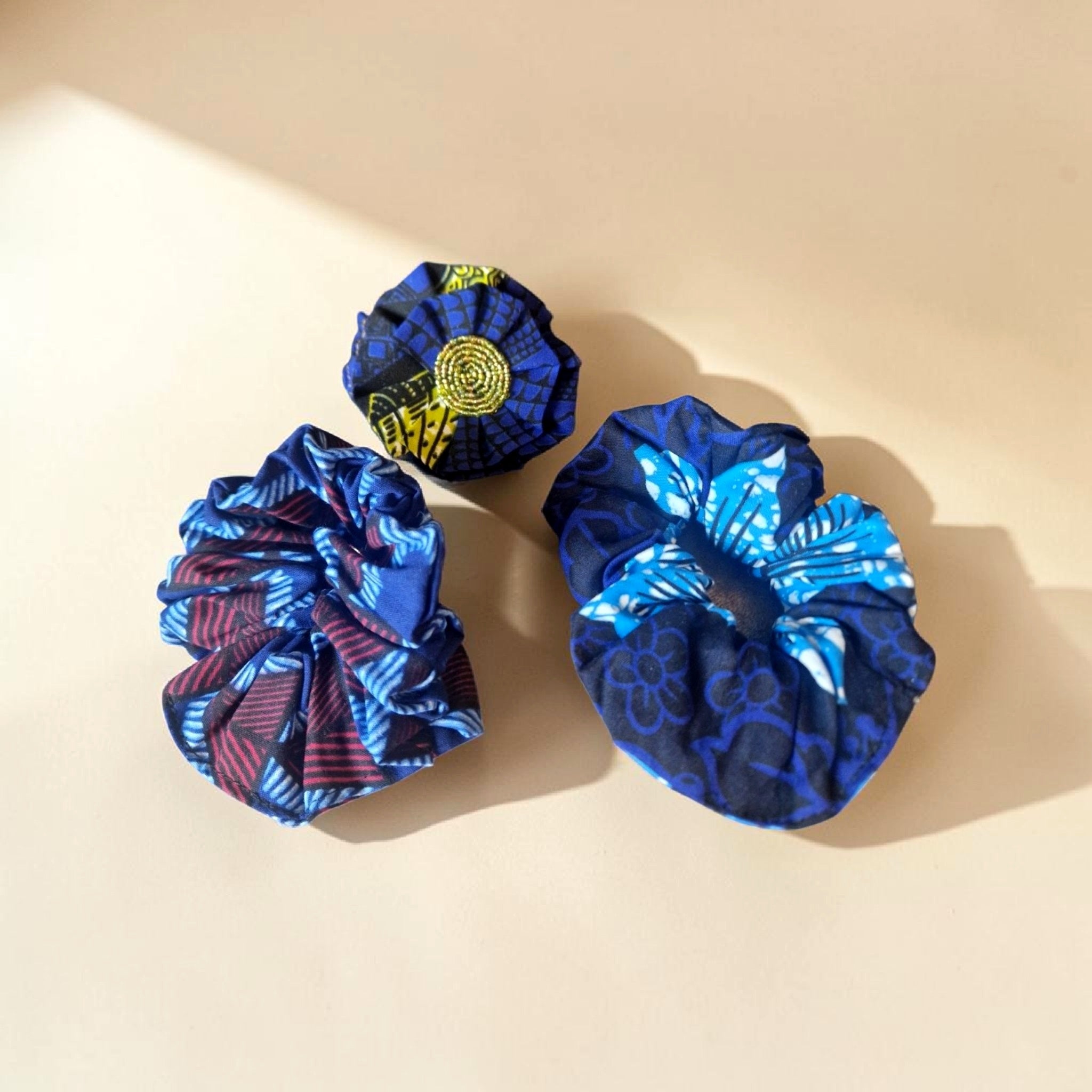 African Waxprint Scrunchie Set (3 Pack)(199 kr)
