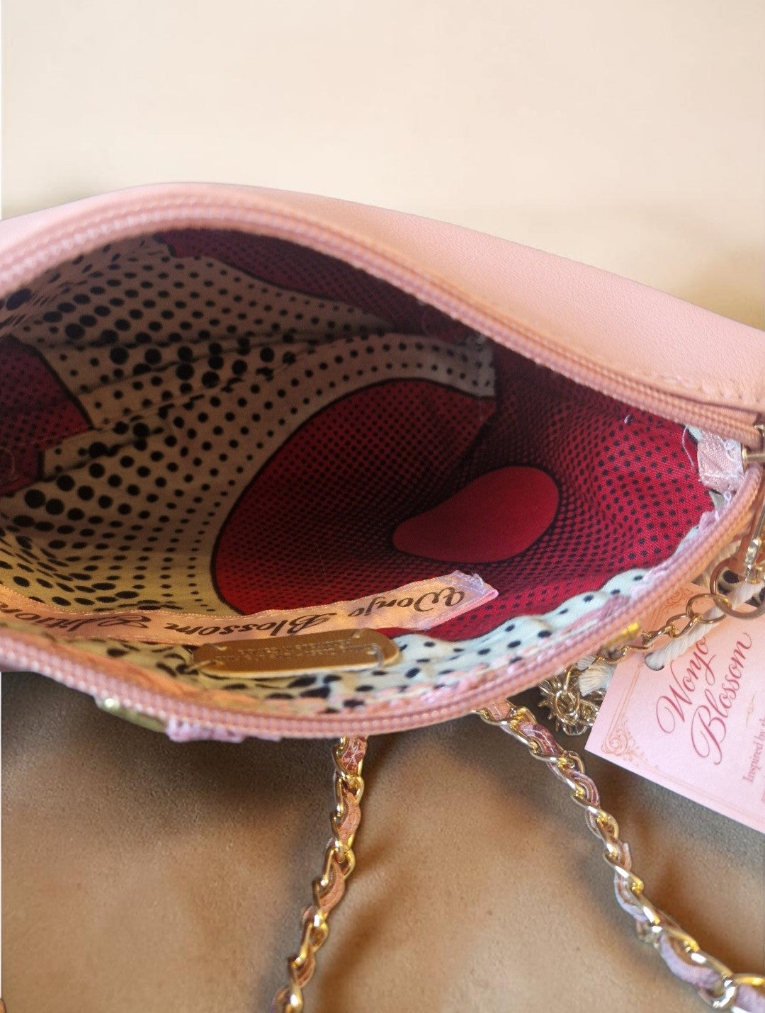Pink snake crossbody bag (695 kr)