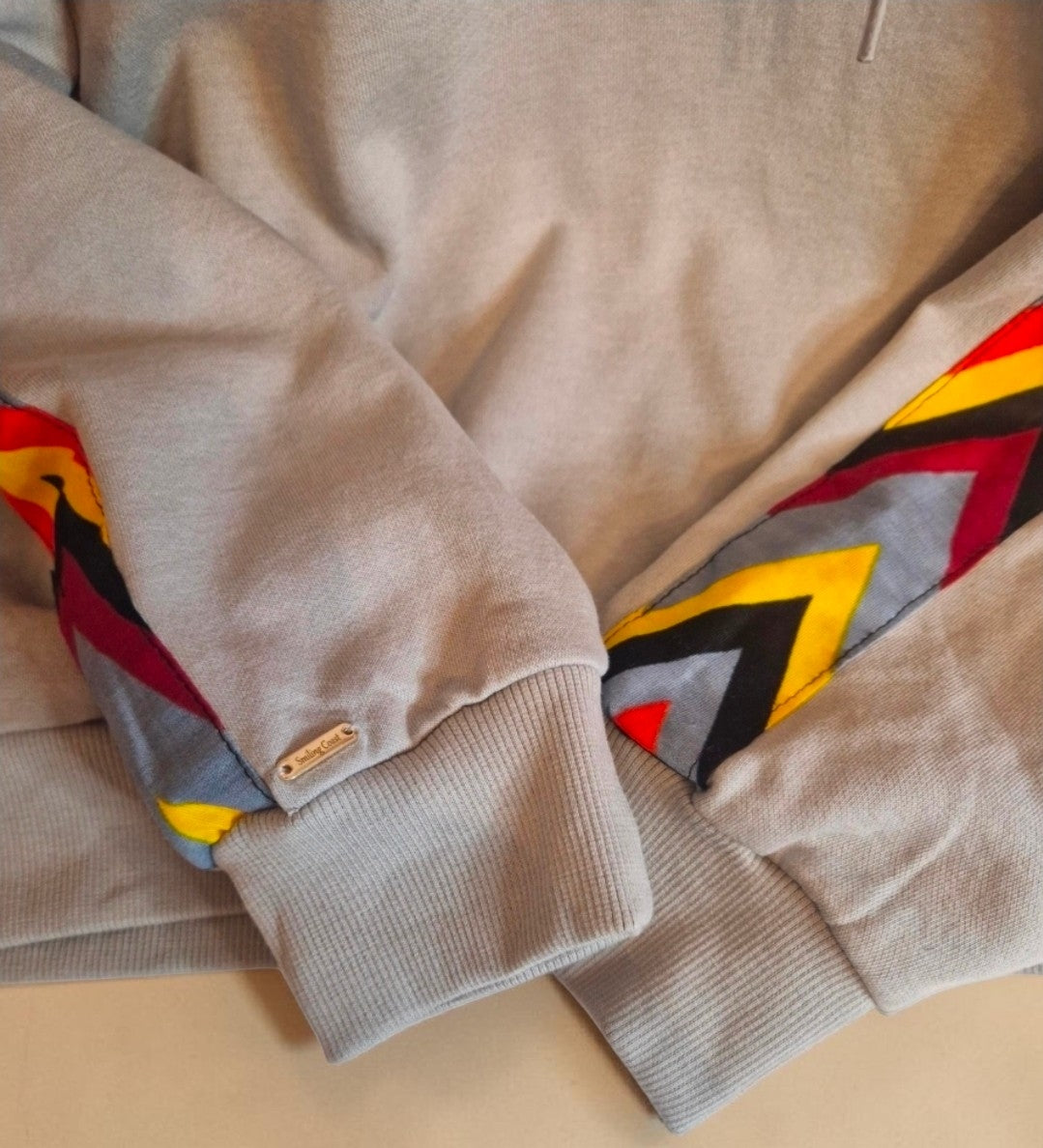 African Waxprint Hoodie Size M  (799 kr)