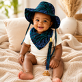 African Wax Print Baby Set – Sun Hat, Bib & Pacifier Clip(499 kr)