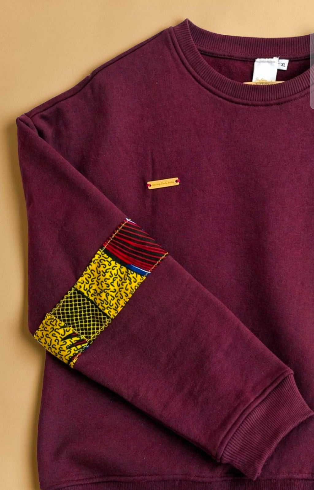 African waxprint Sweatshirt Size XL (895 kr)