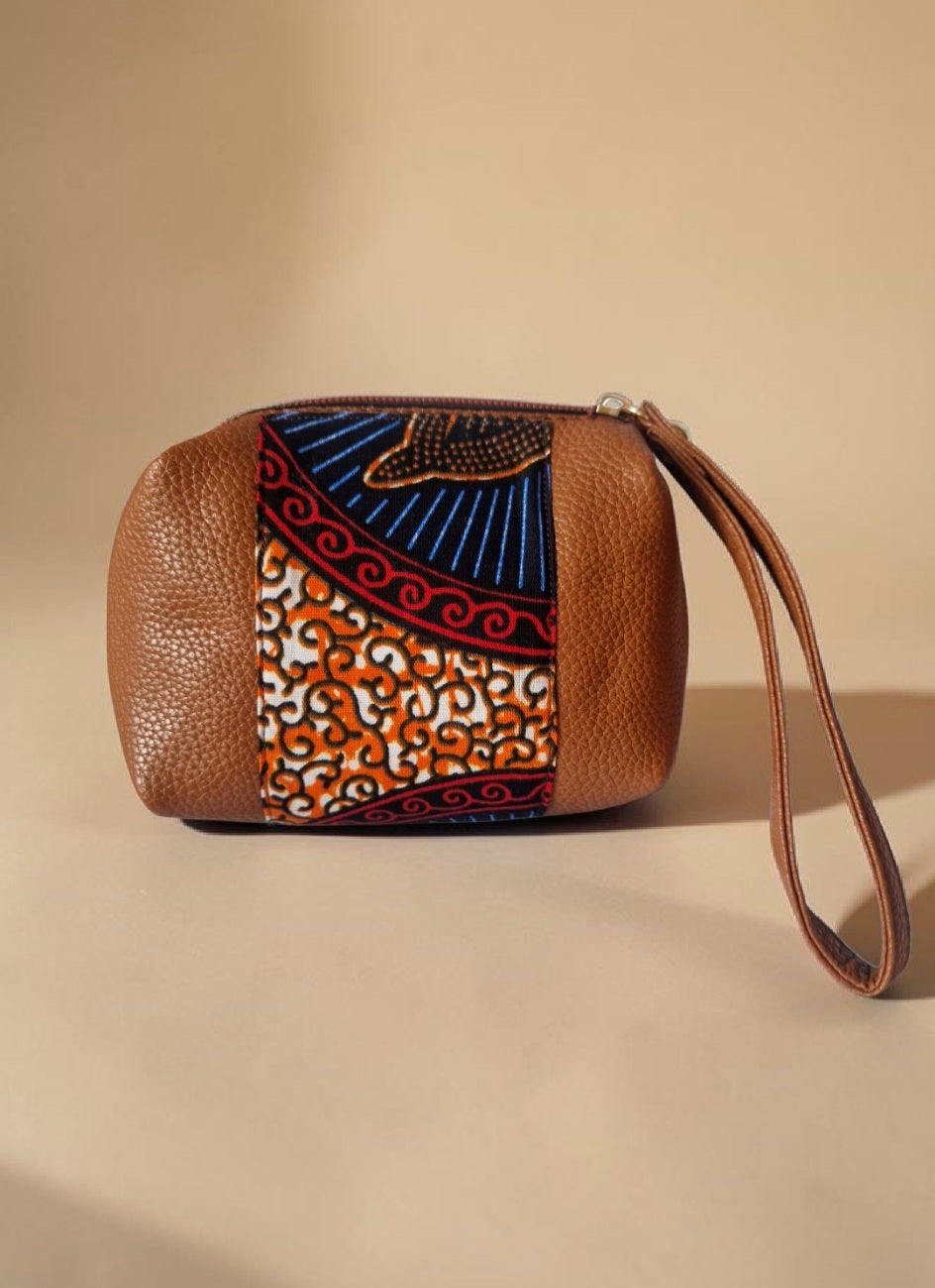 African waxprint/Vegan lether totebag(1395 kr)