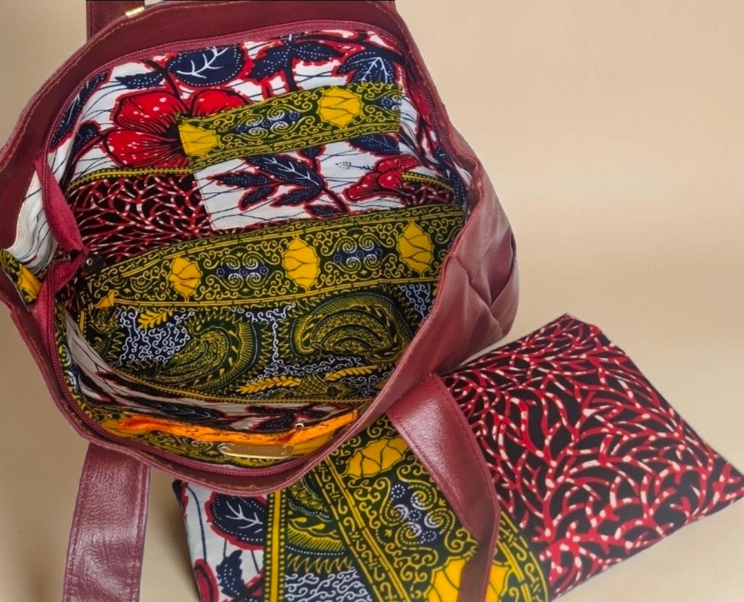 African waxprint/Vegan Leather -Shopper bag (995 kr)