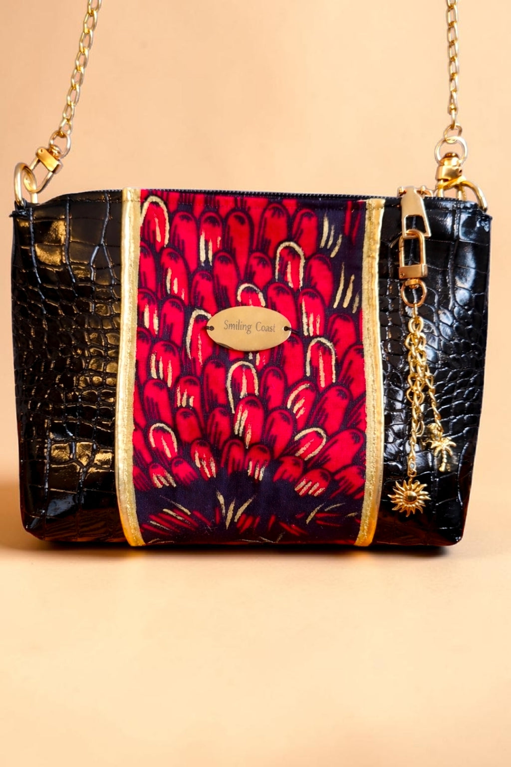 African waxprint & Croco Crossbody Bag (695kr)