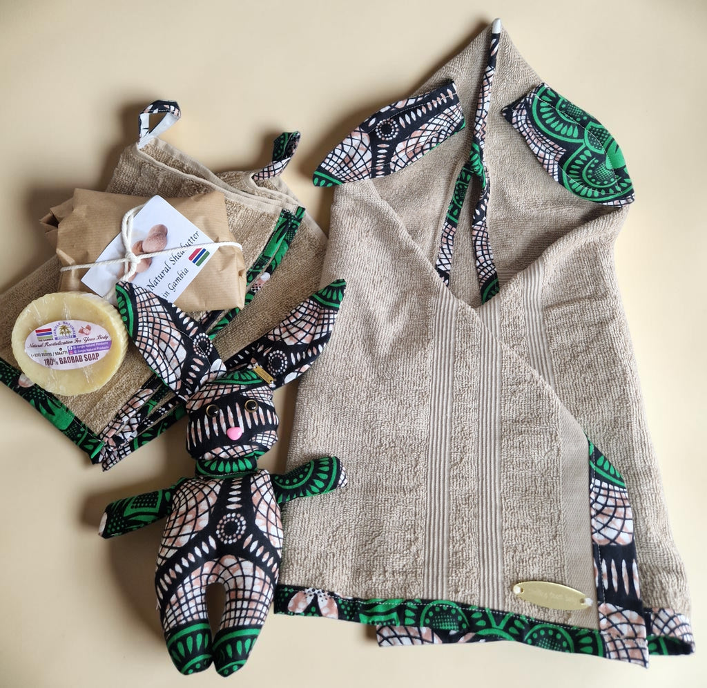 Luxury African Baby Gift Box | Bathrobe, Bunny Toy, Baobab Soap, Shea Butter(1295 kr)