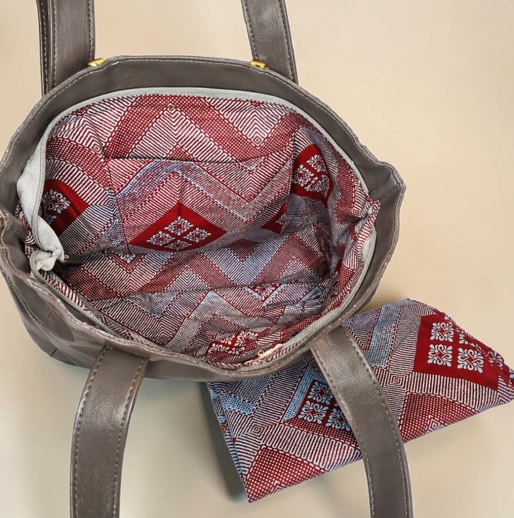 African waxprint/Vegan Leather -Shopper bag (995 kr)