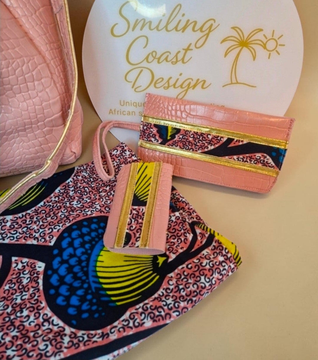 African Wax Print/ Vegan leather Handbag Set (1095 kr)