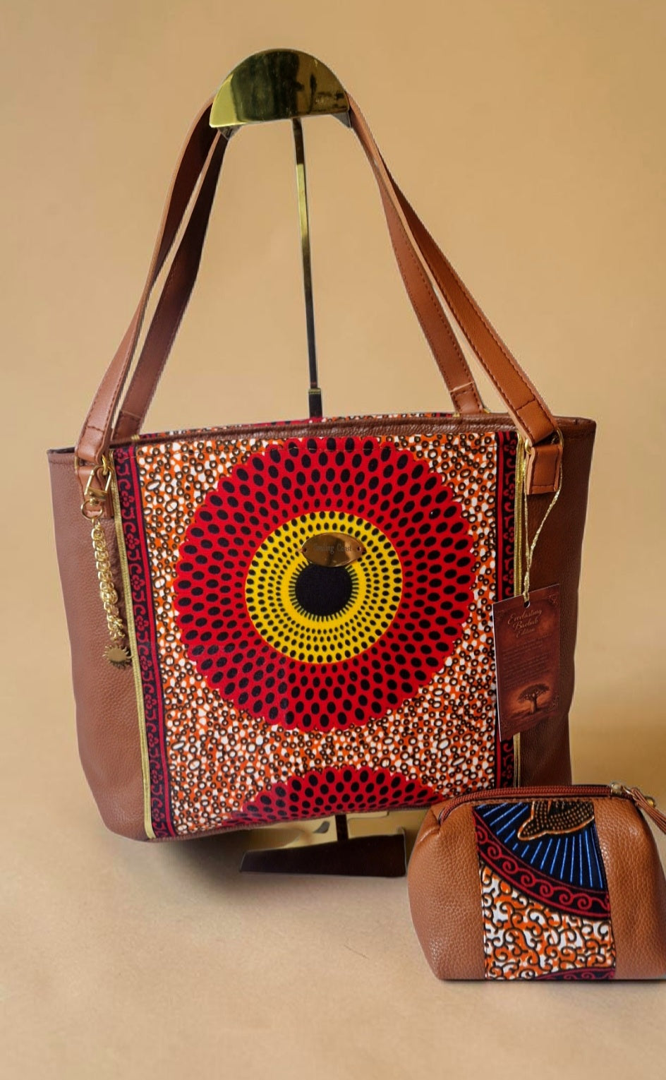 African waxprint/Vegan lether totebag(1395 kr)