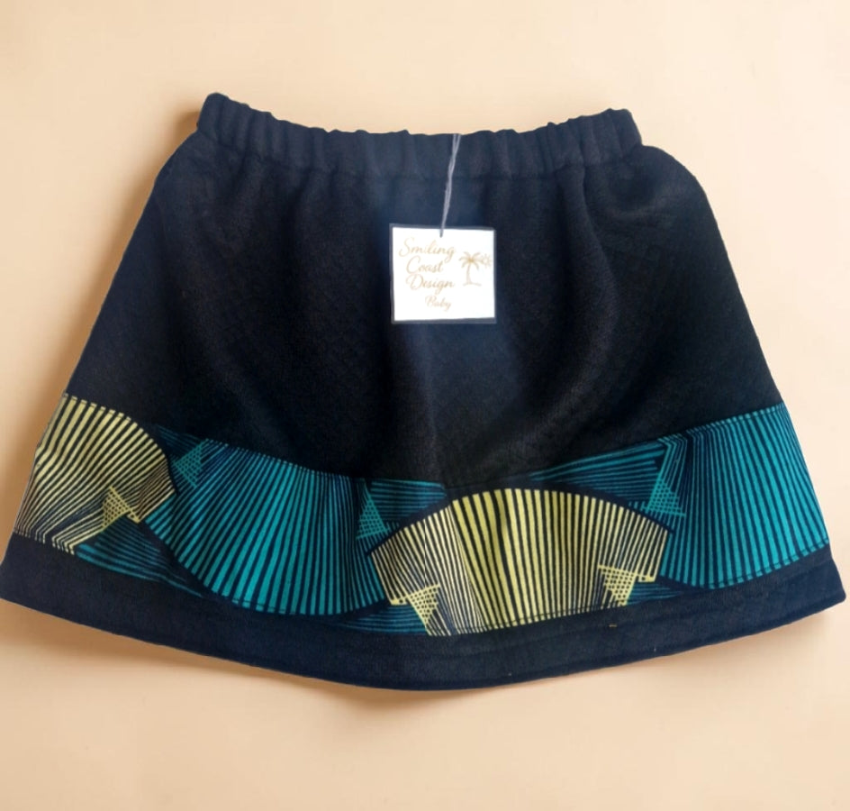 African Wax Print/ Baby Skirt & Hat Set (349 kr)