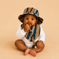 African Wax Print Baby Set –  Sun Hat, Bib & Pacifier Clip(499 kr)