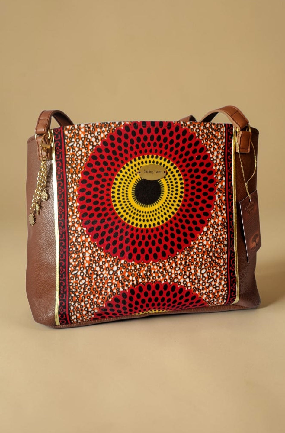African waxprint/Vegan lether totebag(1395 kr)