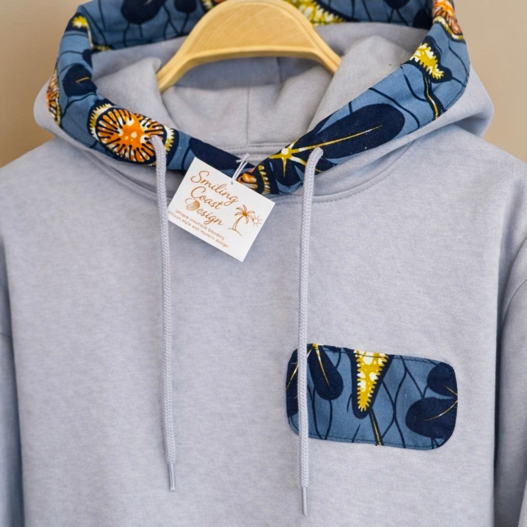 African Waxprint Hoodie Size L (799 kr)
