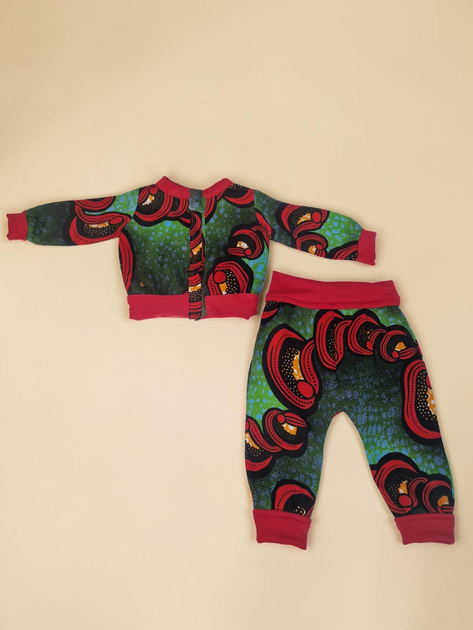 African waxprint Baby tracksuit (559kr)