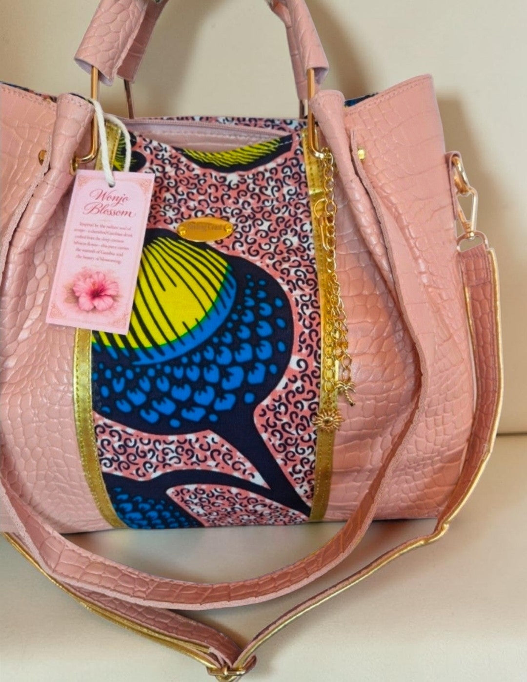 African Wax Print/ Vegan leather Handbag Set (1095 kr)