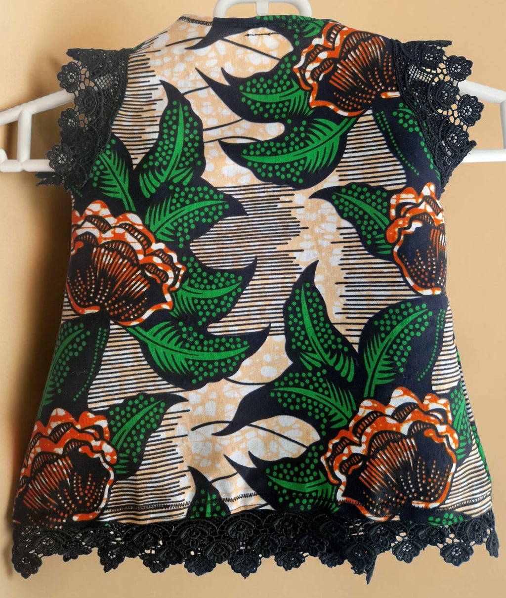 African waxprint Baby Dress & Headband(449kr)