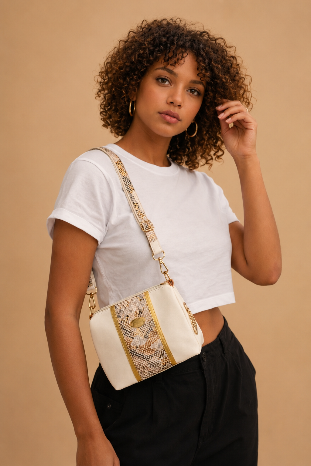 Snakeskin-print Crossbody Bag (595 kr)
