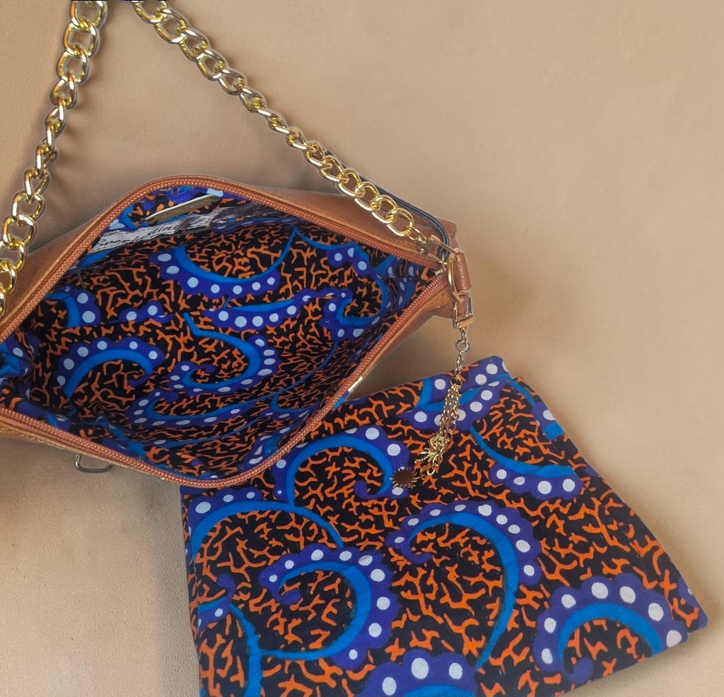 African waxprint/Vegan Leather Shoulder Bag (995 kr)