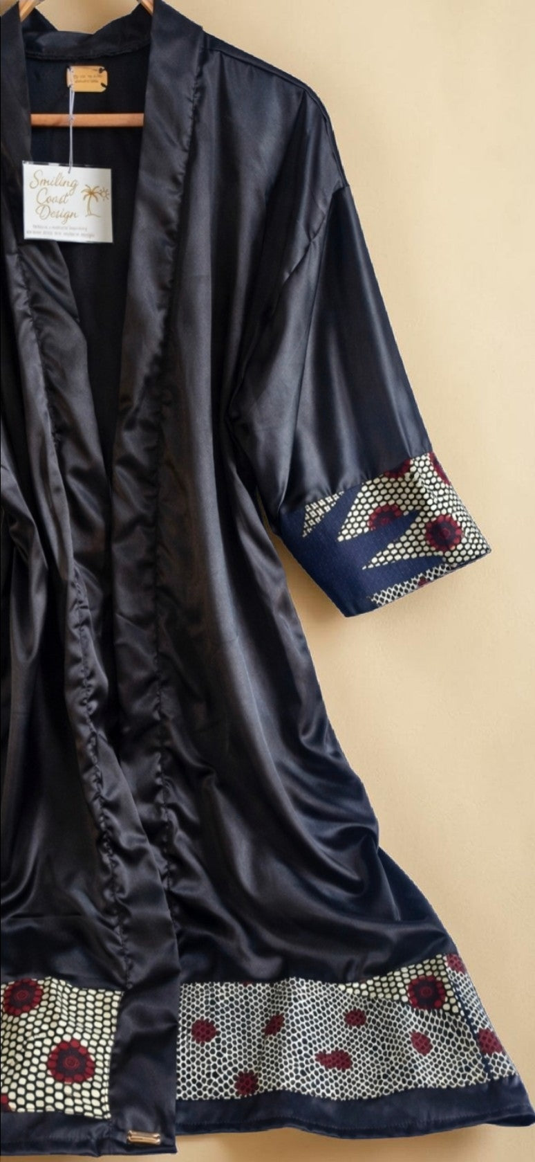African Waxprint/Black Satin Robe (699 kr)