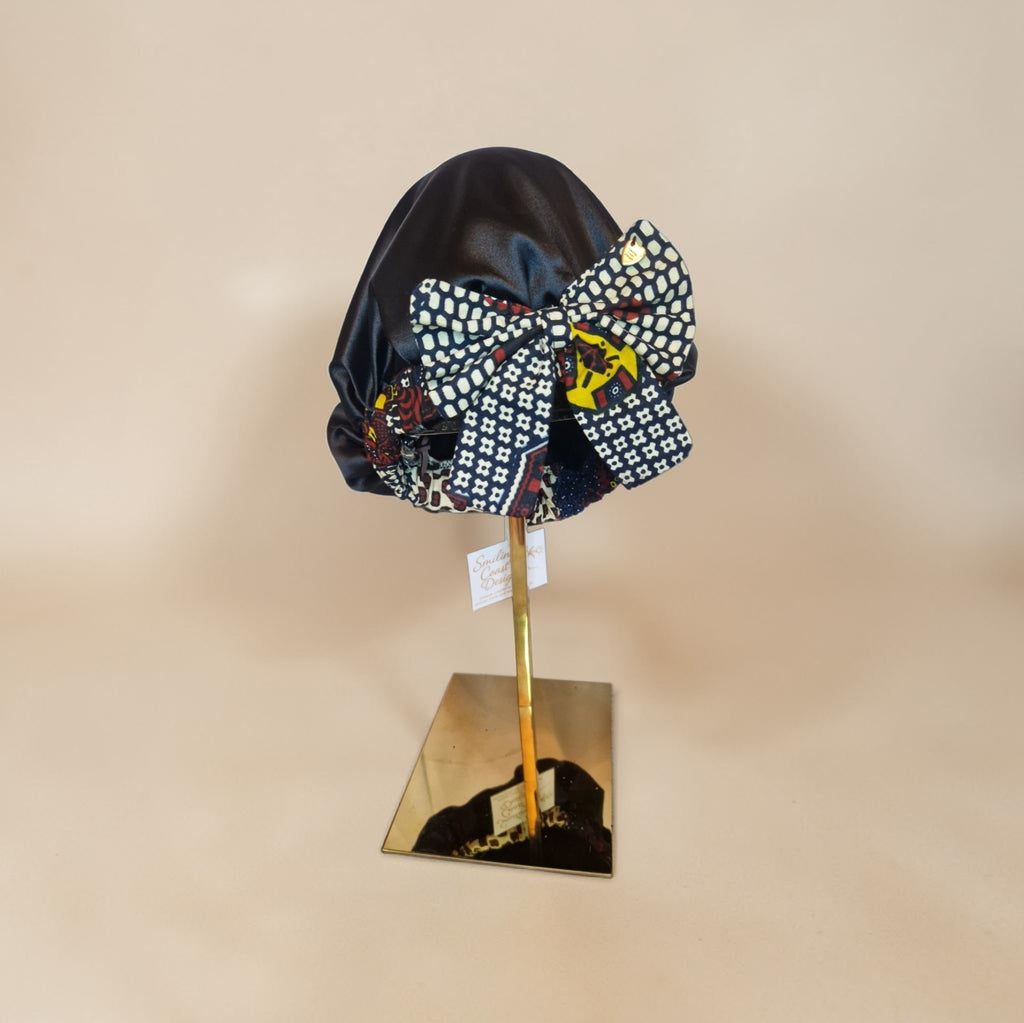 African Waxprint / Satin Bonnet (229kr)