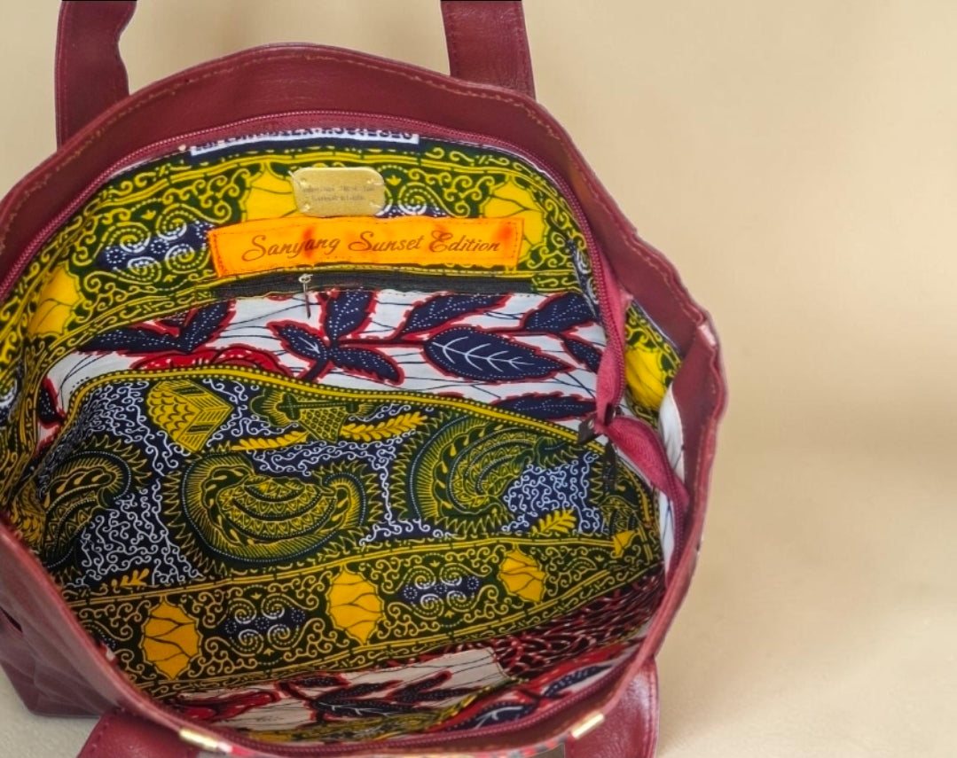 African waxprint/Vegan Leather -Shopper bag (995 kr)