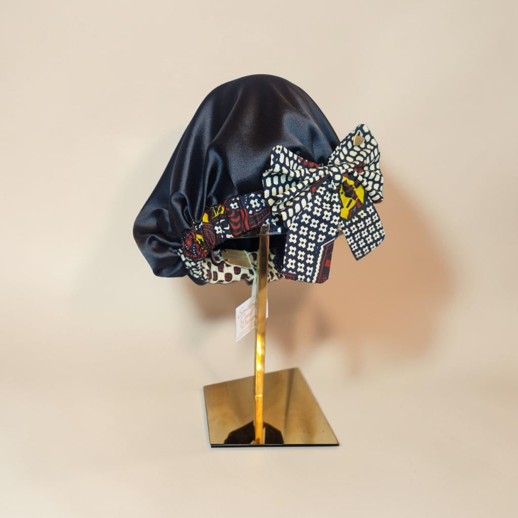 African Waxprint / Satin Bonnet (229kr)