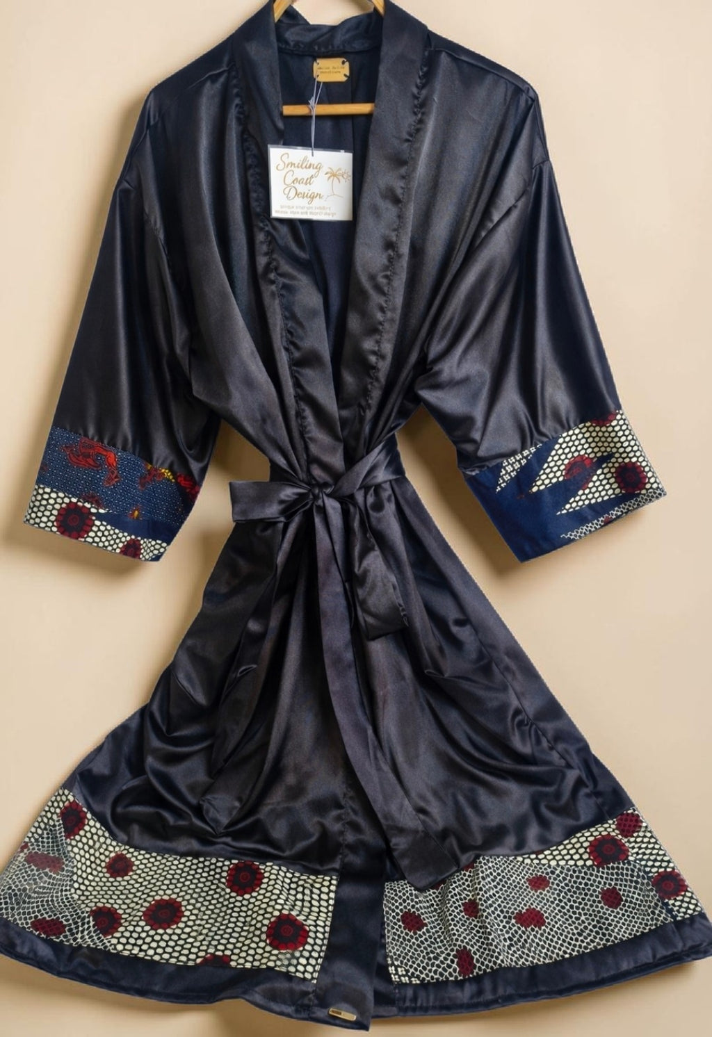 African Waxprint/Black Satin Robe (699 kr)