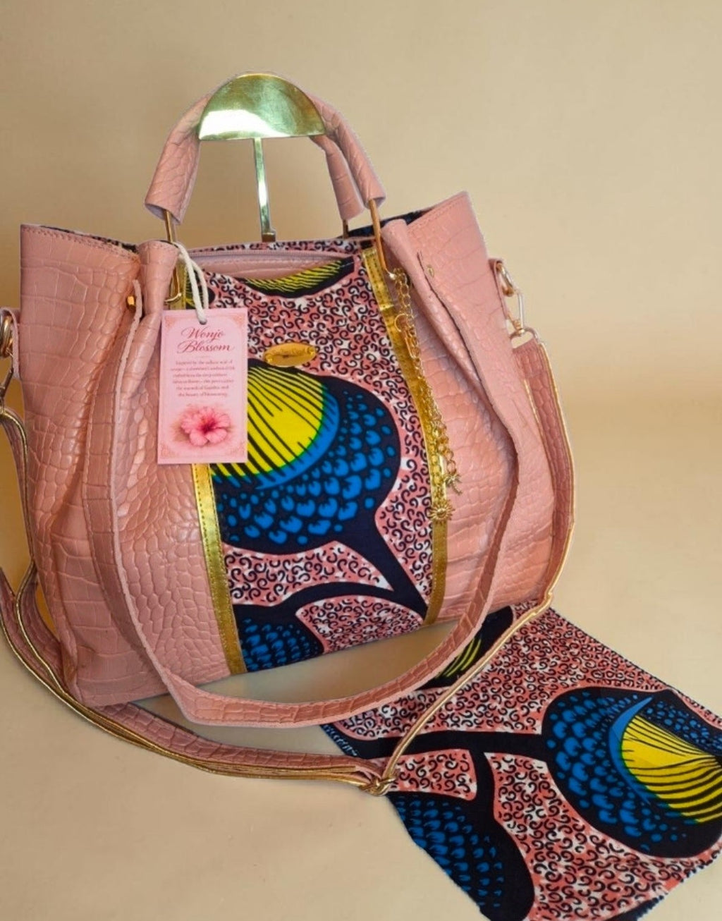 African Wax Print/ Vegan leather Handbag Set (1095 kr)
