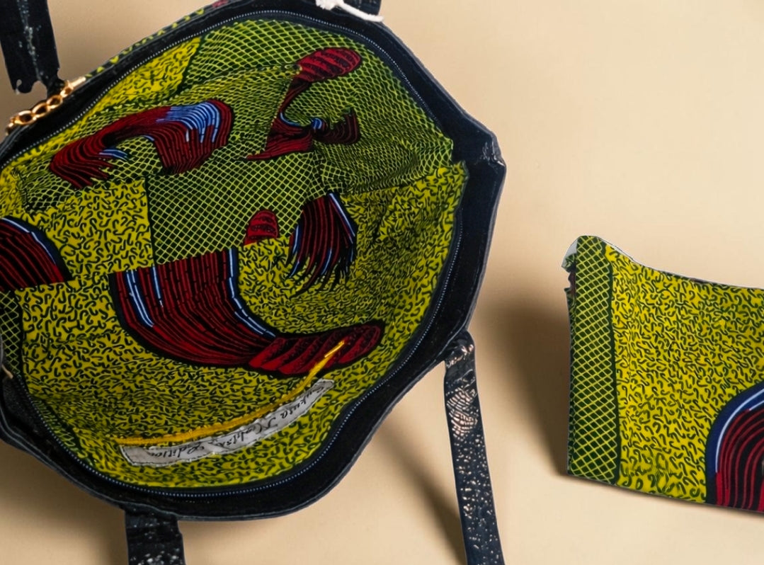 Luxury African waxprint/Vegan Leather  Totebag Set  (995 kr)