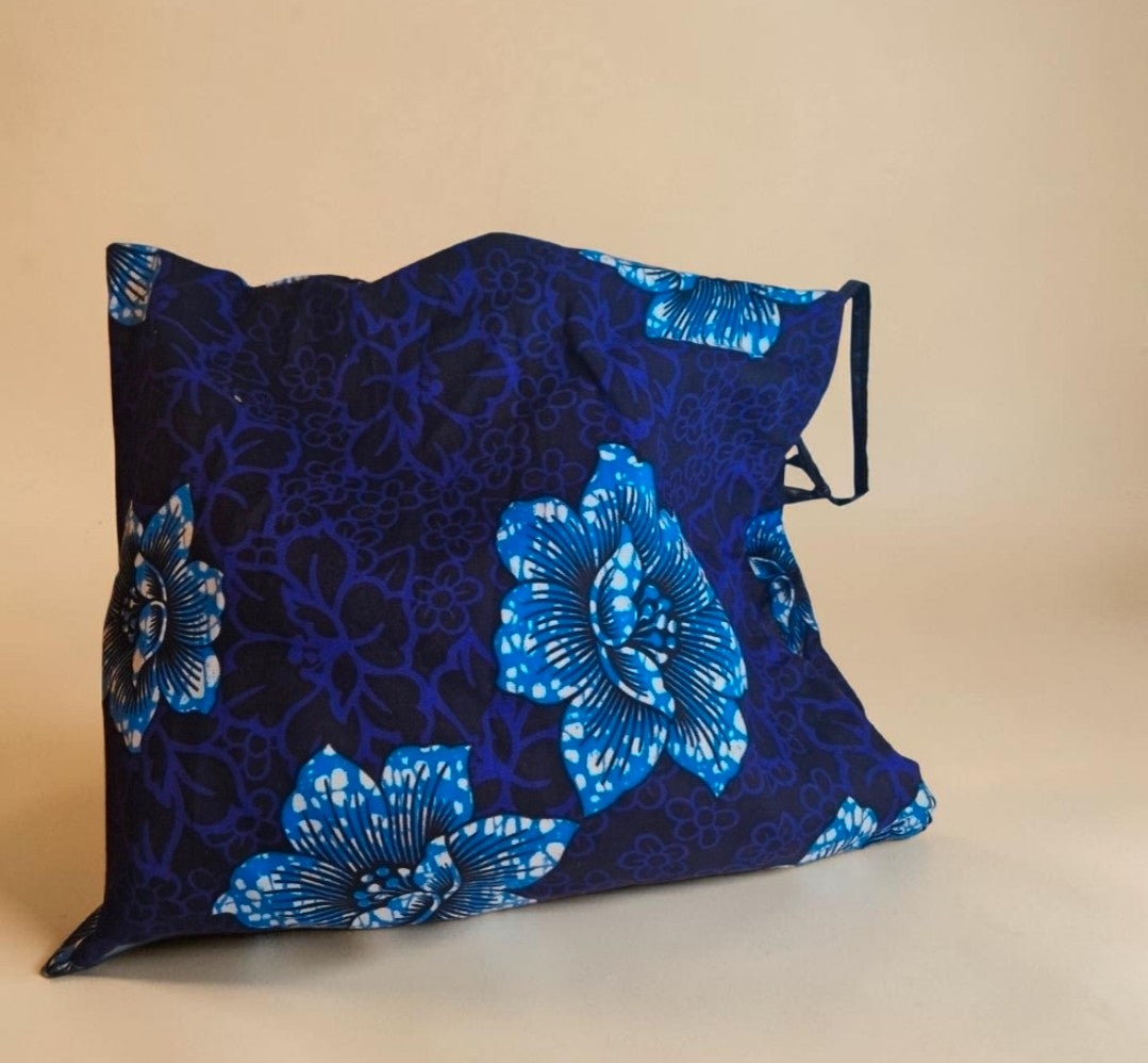 African Wax Print/Vegan leather Barrel Bag (895 kr)
