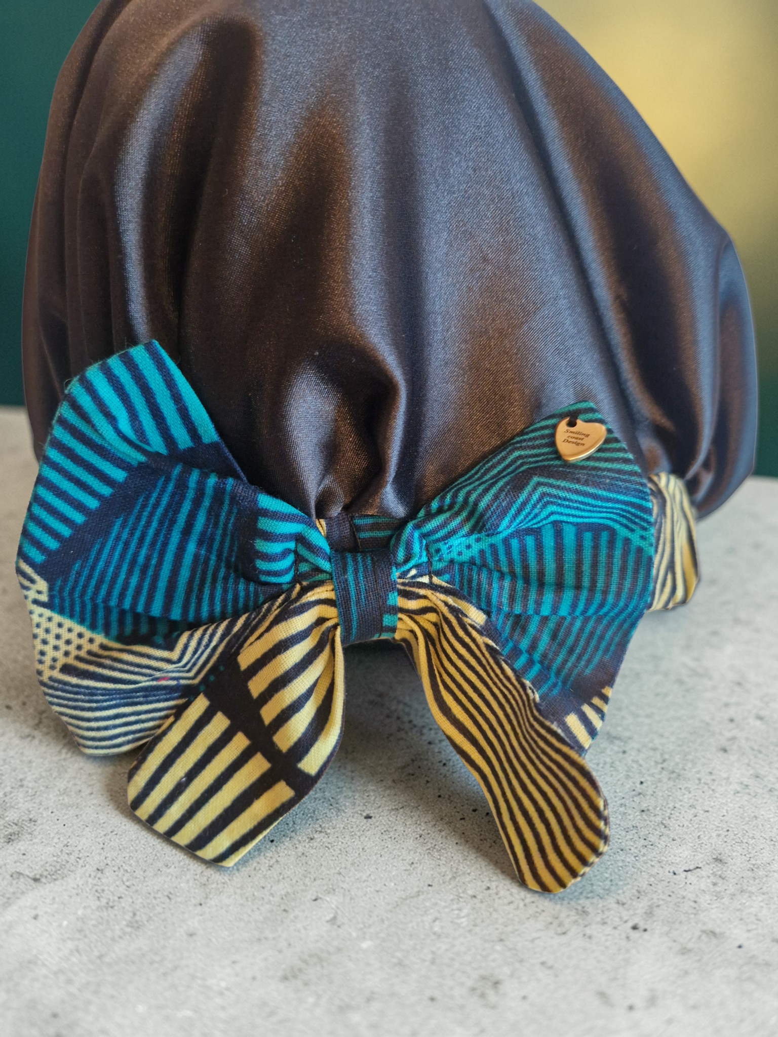 African Waxprint / Satin Bonnet (229kr)