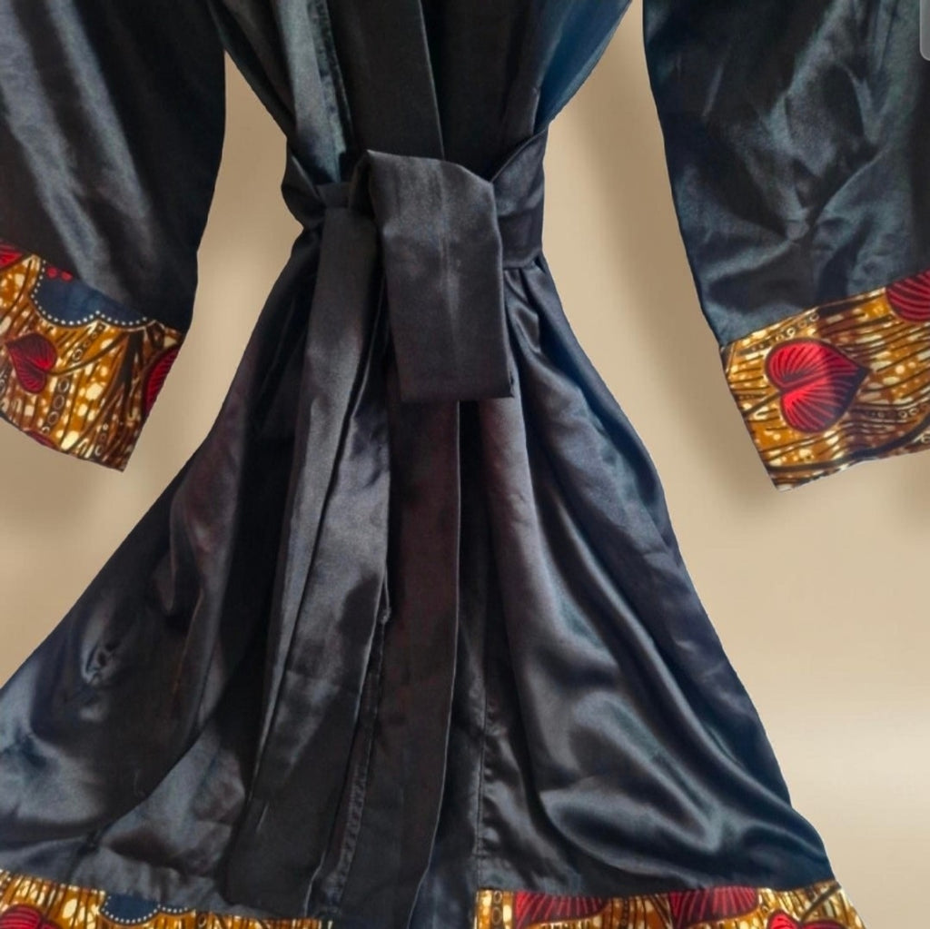 African Waxprint/Black Satin Robe (699 kr)