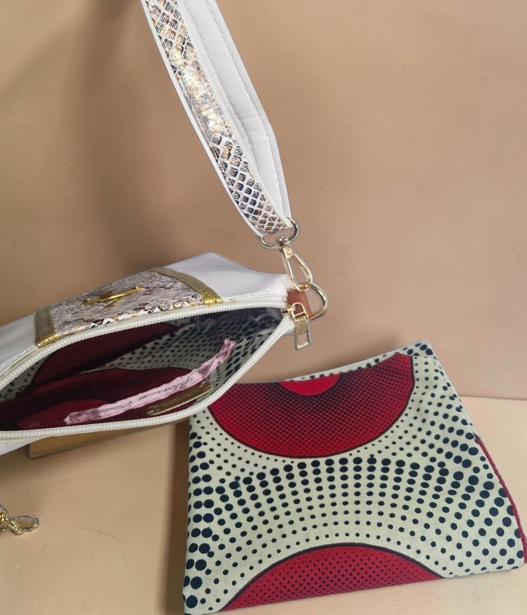 Snakeskin-print Crossbody Bag (595 kr)